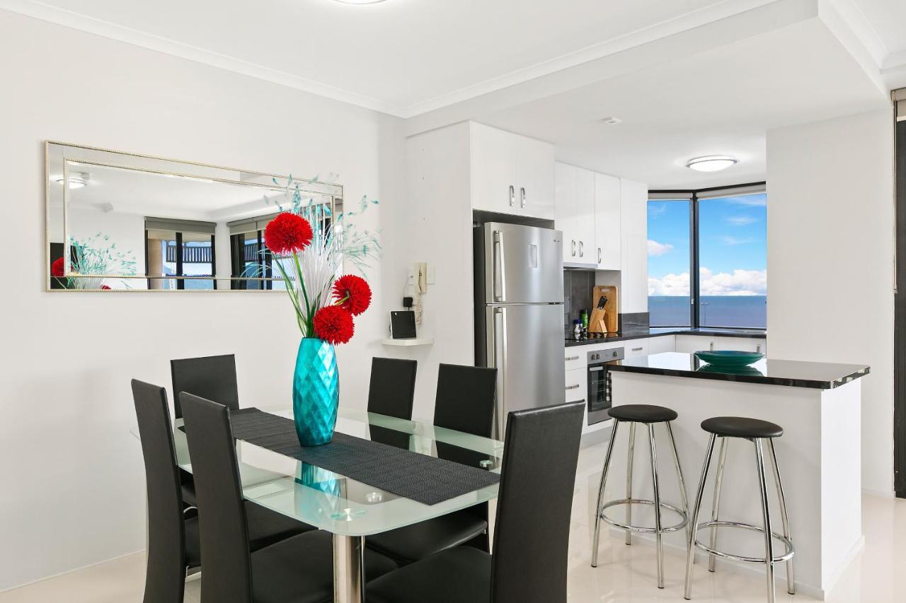 Cairns Luxury Seafront Apartment Экстерьер фото
