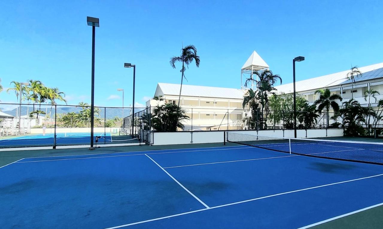 Cairns Luxury Seafront Apartment Экстерьер фото